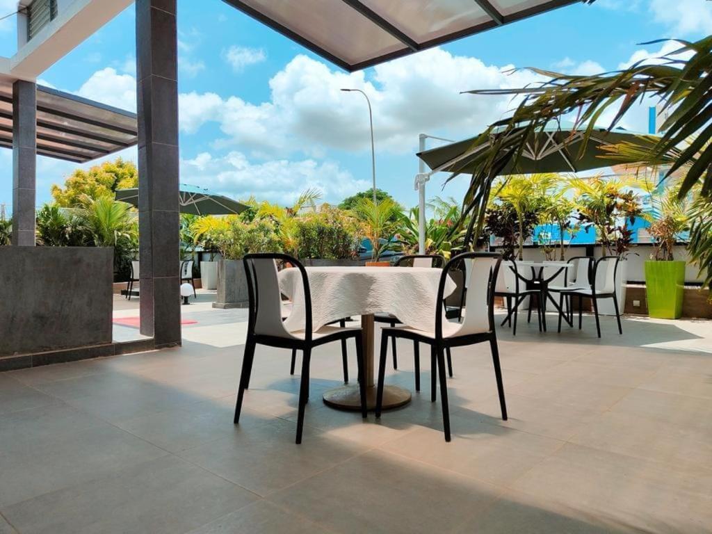 Sosuite Saly Portudal Exterior photo